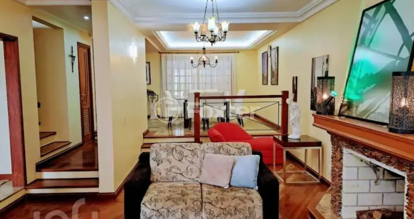 Casa com 3 quartos à venda na Rua Jair de Moura Calixto, 35, Ipanema, Porto Alegre