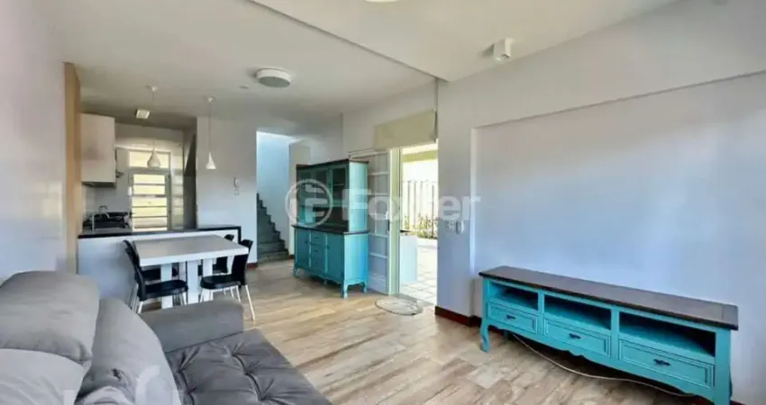 Casa em condomínio fechado com 3 quartos à venda na Rodovia Jornalista Manoel de Menezes, 2201, Barra da Lagoa, Florianópolis