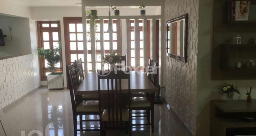 Casa com 4 quartos à venda na Avenida Otto Niemeyer, 2107, Camaquã, Porto Alegre
