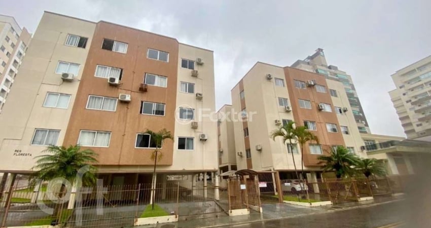 Apartamento com 2 quartos à venda na Rua Caetana Alves Leite, 13, Nossa Senhora do Rosário, São José