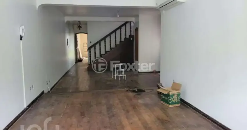 Casa com 5 quartos à venda na Rua Felipe de Oliveira, 596, Petrópolis, Porto Alegre