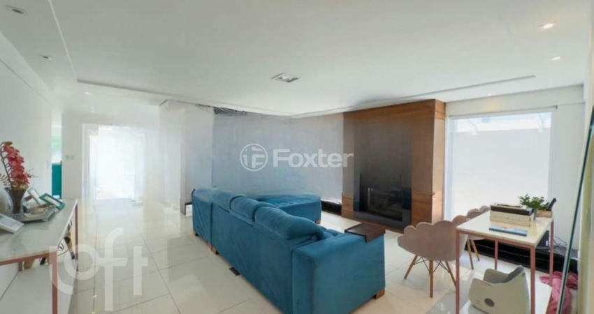 Casa em condomínio fechado com 5 quartos à venda na Avenida Juca Batista, 9000, Belém Novo, Porto Alegre