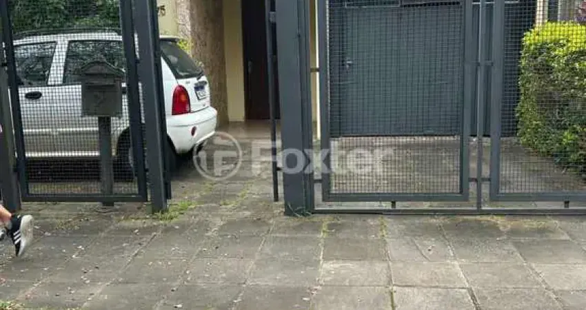 Casa com 3 quartos à venda na Travessa Antilhas, 75, Jardim Lindóia, Porto Alegre