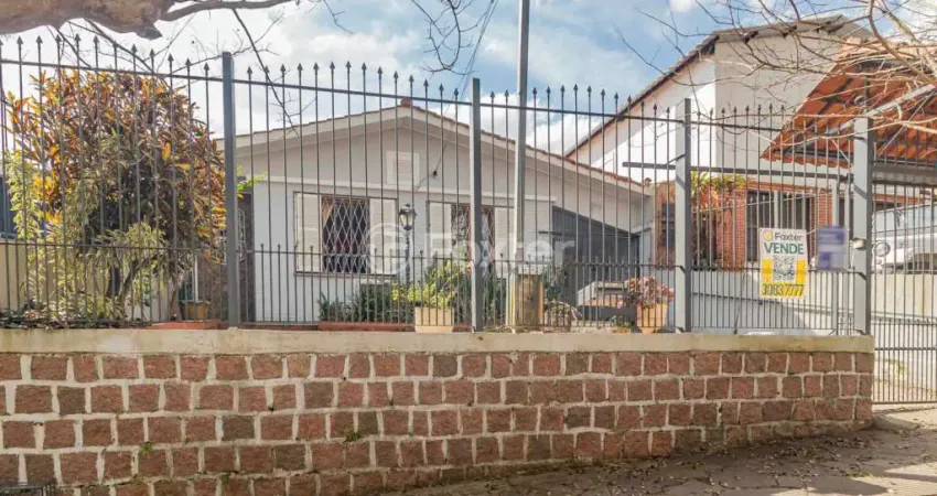 Casa com 3 quartos à venda na Rua Padre Jorge Sedelmayr S J, 55, Vila Ipiranga, Porto Alegre