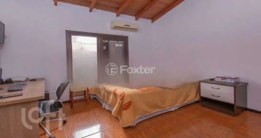 Casa com 3 quartos à venda na Rua Vacaria, 74, Hípica, Porto Alegre