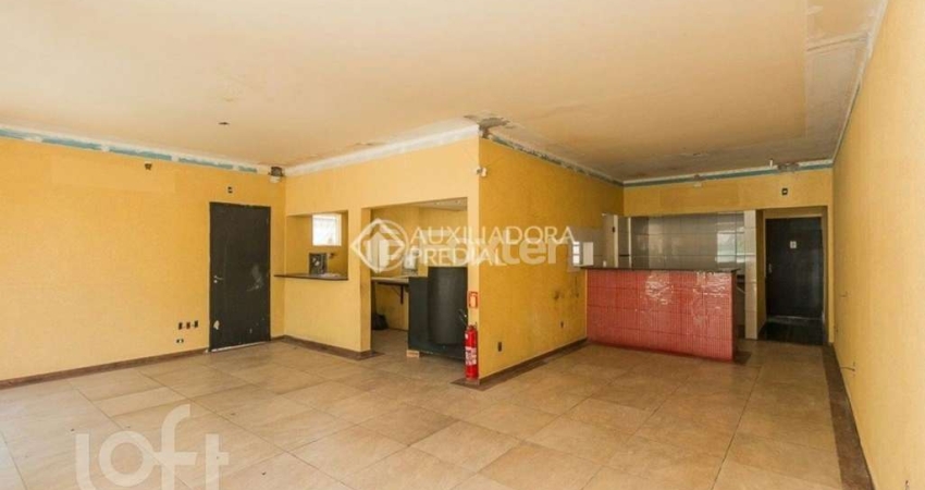 Casa com 3 quartos à venda na Rua Gomes de Freitas, 110, Jardim Itu Sabará, Porto Alegre