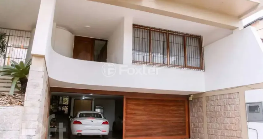 Casa com 3 quartos à venda na Rua Moema, 67, Chácara das Pedras, Porto Alegre