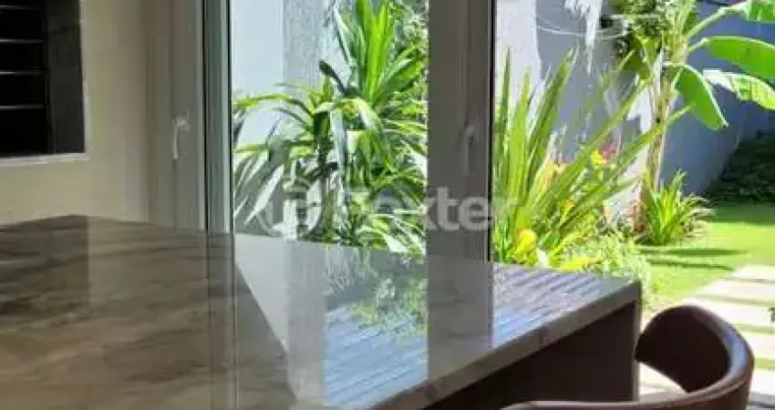 Apartamento com 2 quartos à venda na Rua Monte Alverne, 32, Chácara das Pedras, Porto Alegre