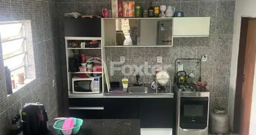 Casa com 2 quartos à venda na Rua Jamelão, 22, Lomba do Pinheiro, Porto Alegre