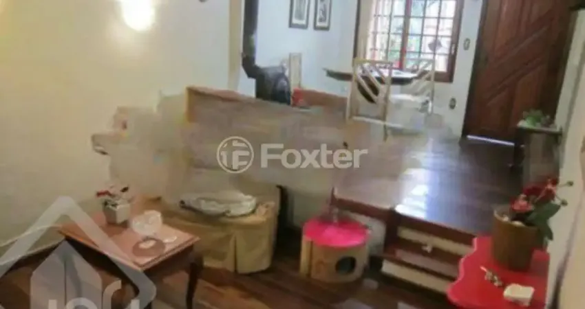 Casa com 2 quartos à venda na Travessa Irmão Pedro, 82, Teresópolis, Porto Alegre