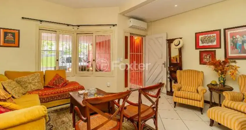 Casa com 3 quartos à venda na Praça Dom Pedro, 106, Vila Ipiranga, Porto Alegre