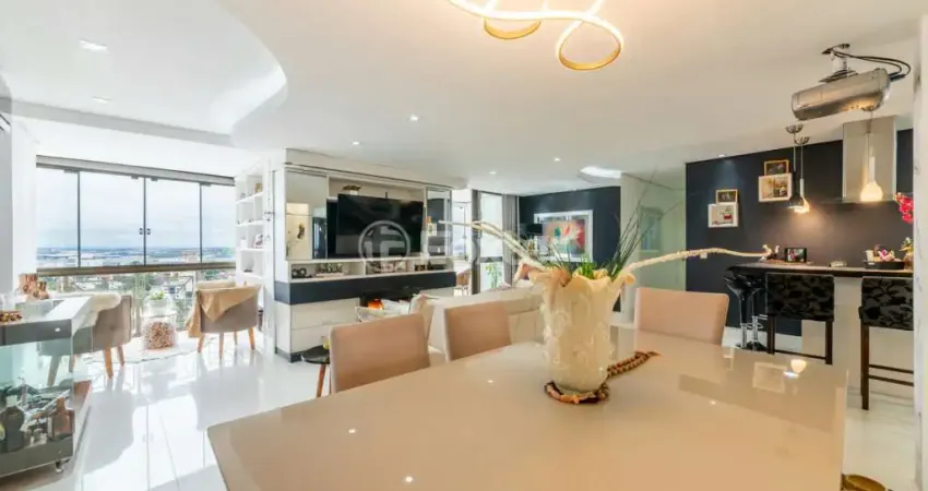 Apartamento com 3 quartos à venda na Avenida Grécia, 1050, Passo da Areia, Porto Alegre