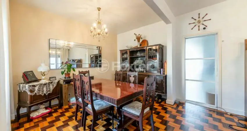 Casa comercial com 2 salas à venda na Rua Jari, 241, Passo da Areia, Porto Alegre