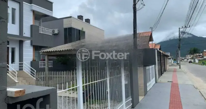 Apartamento com 2 quartos à venda na Rua Olávio de Biase, 464, Barra do Aririú, Palhoça