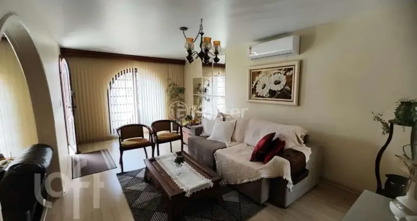 Casa com 3 quartos à venda na Rua Moura, 688, Barreiros, São José