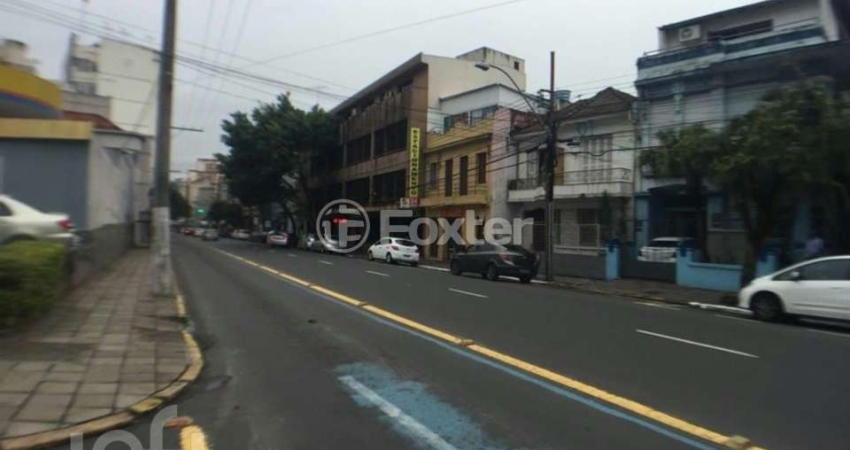 Casa com 5 quartos à venda na Avenida Cristóvão Colombo, 168, Floresta, Porto Alegre