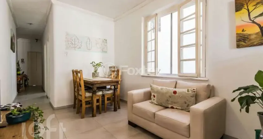 Apartamento com 2 quartos à venda na Rua Coronel Fernando Machado, 223, Centro Histórico, Porto Alegre