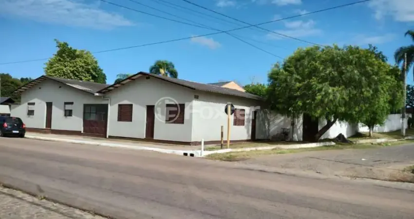 Casa com 5 quartos à venda na Avenida Doutor José Athanásio, 1421, São Francisco, São Jerônimo