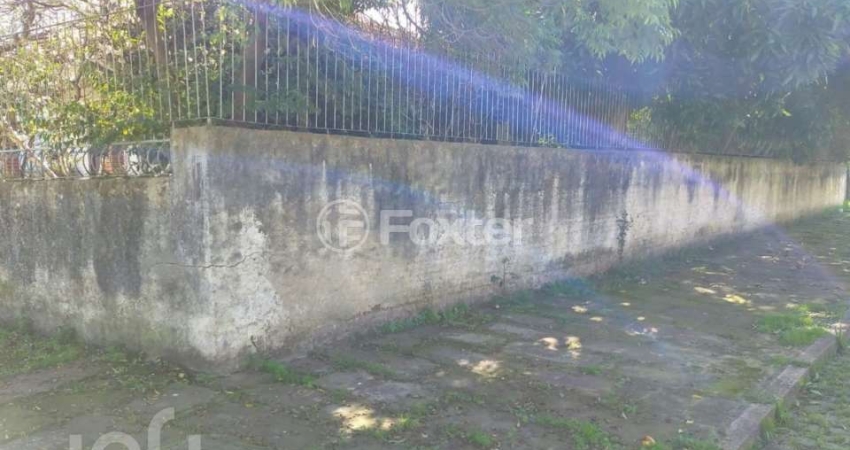 Casa com 3 quartos à venda na Travessa Lençóis, 58, Vila Ipiranga, Porto Alegre