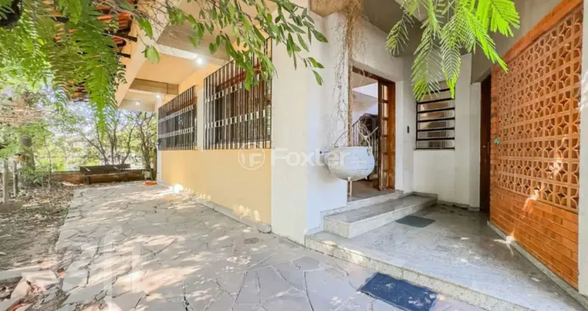 Casa com 4 quartos à venda na Avenida Benno Mentz, 782, Vila Ipiranga, Porto Alegre