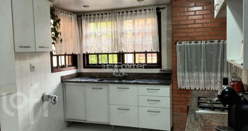 Casa com 3 quartos à venda na Avenida Marquês de Souza, 119, Jardim São Pedro, Porto Alegre