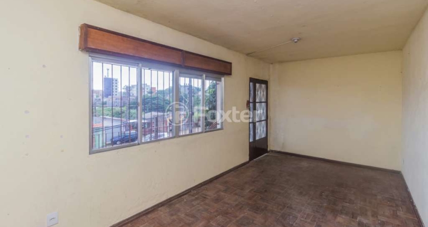 Casa com 3 quartos à venda na Avenida Circular, 333, Vila Jardim, Porto Alegre