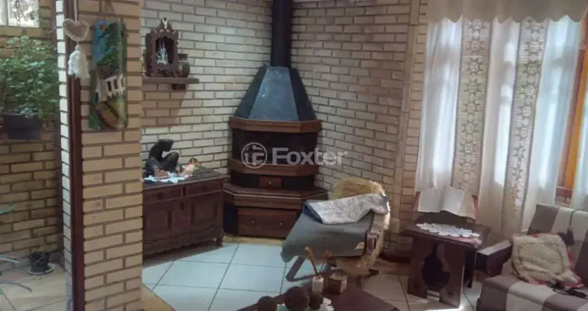 Casa com 3 quartos à venda na Rua Fernando de Andrade Prates, 280, Centro, Viamão