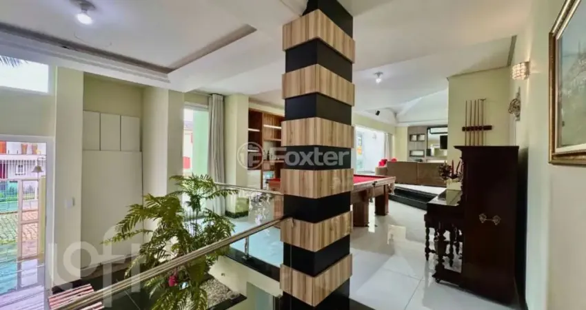 Casa com 4 quartos à venda na Rua Assunção, 215, Jardim Lindóia, Porto Alegre