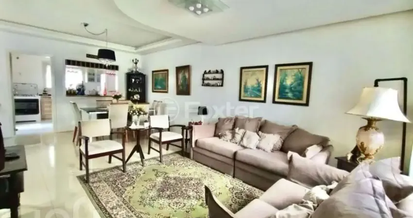 Casa com 3 quartos à venda na Rua Felipe Arísio, 96, Hípica, Porto Alegre