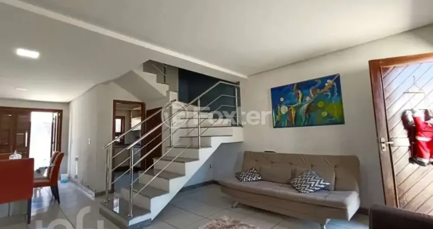 Casa em condomínio fechado com 3 quartos à venda na Rua Atenas, 44, Niterói, Canoas