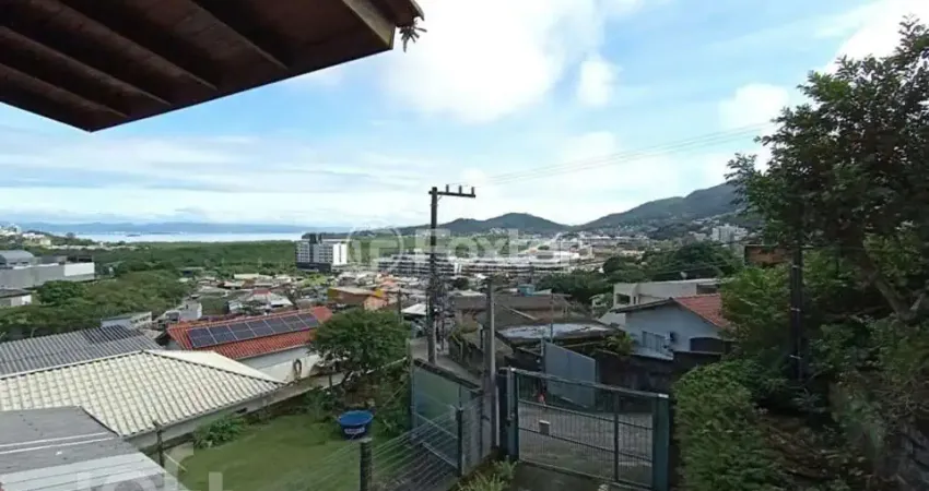 Casa com 5 quartos à venda na Servidão Belo Horizonte, 192, Monte Verde, Florianópolis