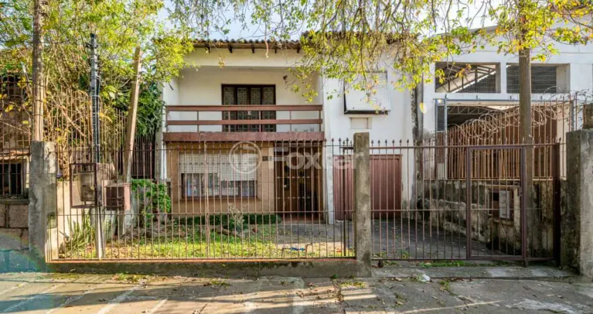 Casa com 4 quartos à venda na Rua Campos Elíseos, 341, Glória, Porto Alegre