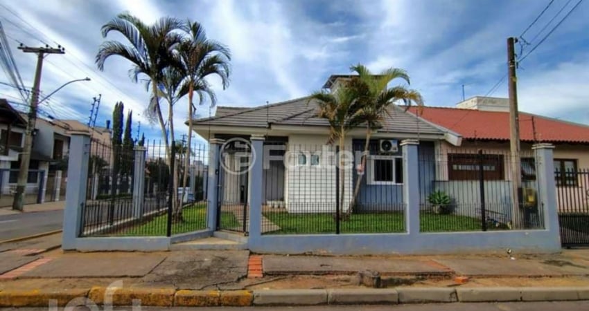 Casa com 3 quartos à venda na Rua Carlos Leopoldo Schüller, 396, Parque da Matriz, Cachoeirinha