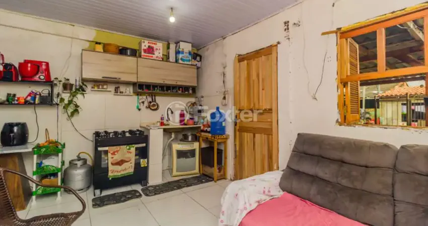 Casa com 2 quartos à venda na Rua Hortênsias, 7, Mário Quintana, Porto Alegre