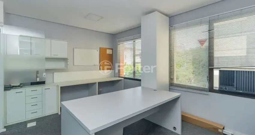 Sala comercial com 1 sala à venda na Rua Carazinho, 652, Petrópolis, Porto Alegre