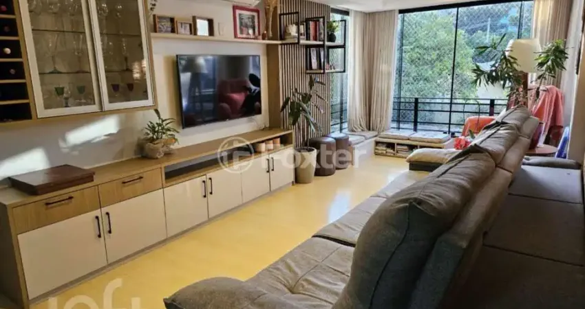 Apartamento com 3 quartos à venda na Avenida Coronel Lucas de Oliveira, 2507, Bela Vista, Porto Alegre