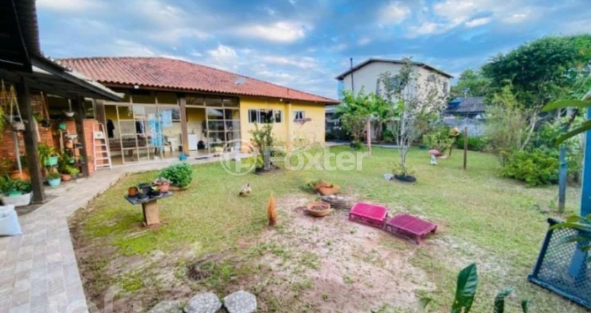 Casa com 5 quartos à venda na Rua Altamiro Barcelos Dutra, 115, Barra da Lagoa, Florianópolis