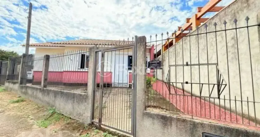 Casa com 2 quartos à venda na Rua Pedro Faria, 475, Hípica, Porto Alegre