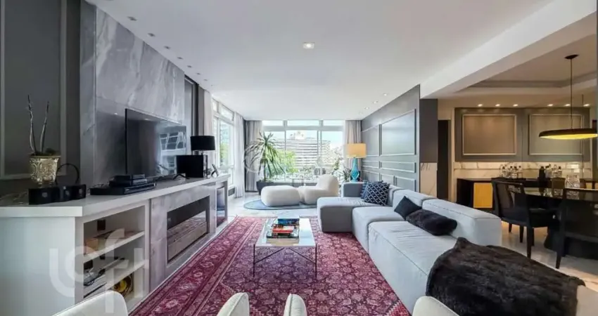 Apartamento com 3 quartos à venda na Rua Jerônimo Coelho, 12, Centro Histórico, Porto Alegre