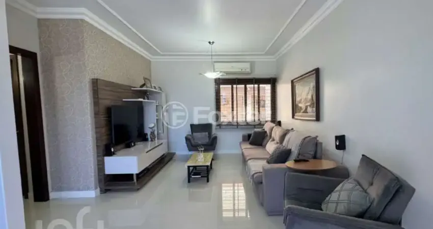 Casa com 3 quartos à venda na Rua Conde de Porto Alegre, 585, Niterói, Canoas