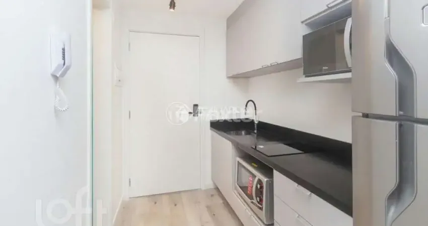 Kitnet / Stúdio à venda na Rua Casemiro de Abreu, 576, Bela Vista, Porto Alegre