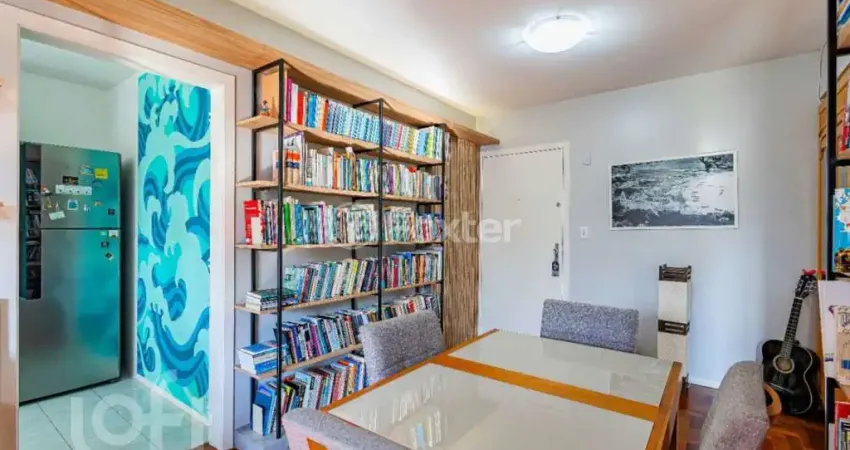 Apartamento com 1 quarto à venda na Rua Roque Calage, 812, Passo da Areia, Porto Alegre