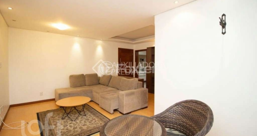 Apartamento com 3 quartos à venda na Rua Eurico Lara, 800, Medianeira, Porto Alegre