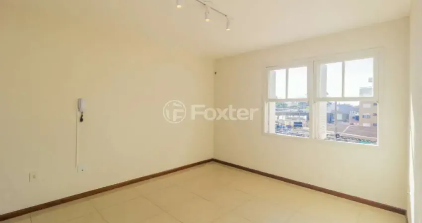 Apartamento com 2 quartos à venda na Avenida Wenceslau Escobar, 915, Cristal, Porto Alegre