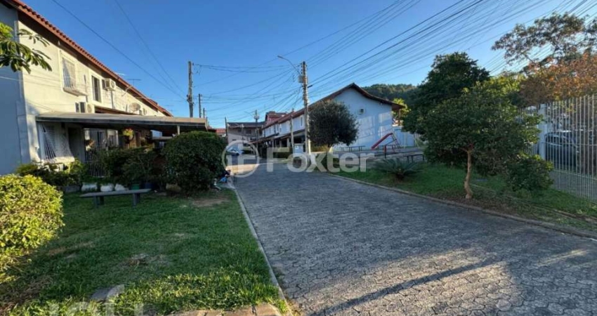 Casa com 1 quarto à venda na Avenida Juca Batista, 3559, Hípica, Porto Alegre