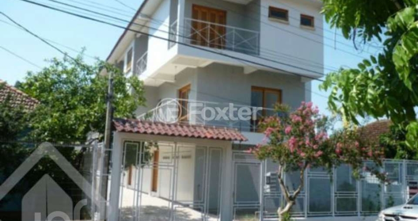 Casa com 3 quartos à venda na Rua Jamil Antônio José, 46, Nonoai, Porto Alegre