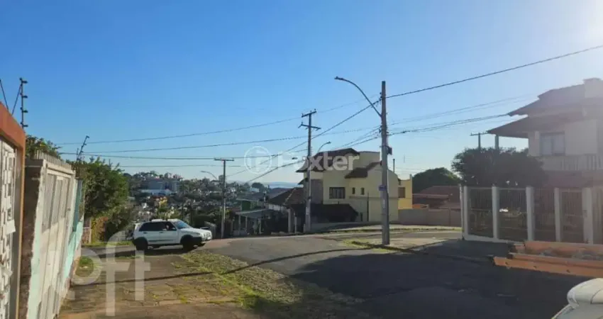 Casa com 2 quartos à venda na Rua Saudável, 82, Medianeira, Porto Alegre