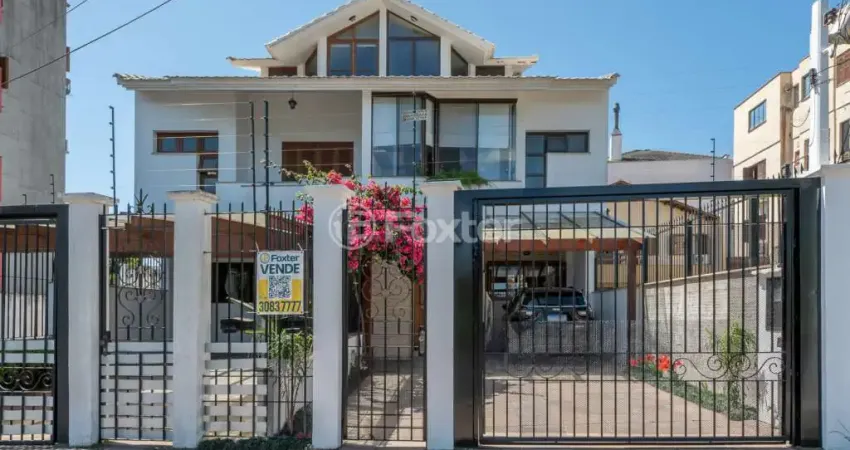 Casa com 3 quartos à venda na Avenida Karl Iwers, 40, Jardim Itu Sabará, Porto Alegre