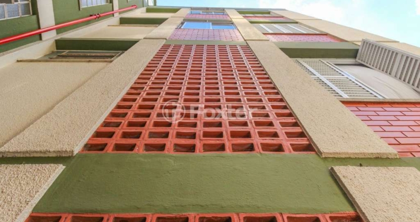 Apartamento com 2 quartos à venda na Rua Nunes, 531, Medianeira, Porto Alegre