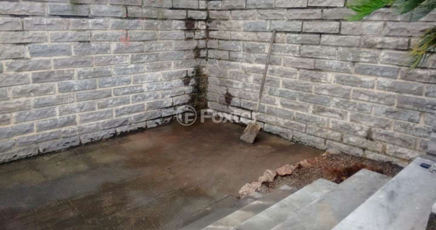 Casa comercial com 1 sala à venda na Avenida da Cavalhada, 4967, Cavalhada, Porto Alegre